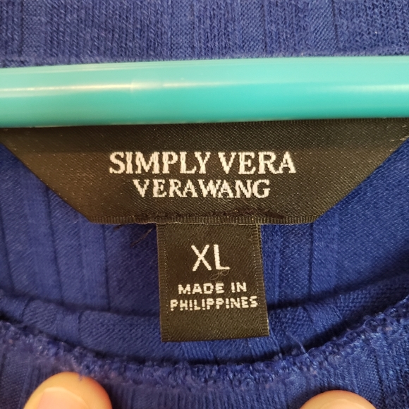 Simply Vera Wang Long Sleeve - Picture 4 of 6